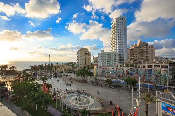 כיכר העצמאות | צילום: רן אליהו נתניה-היא העיר היפה בישראל