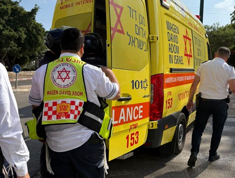 נתניה: גבר כבן 25 נפצע באירוע אלימות – מצבו בינוני נתניה: גבר כבן 25 נפצע באירוע אלימות – מצבו בינוני