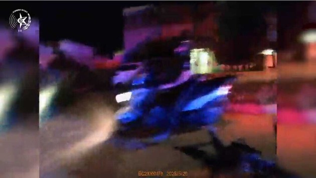 מרדף משטרתי בנתניה סיכל פיגוע: מטען חבלה נתפס (תיעוד) מרדף משטרתי בנתניה סיכל פיגוע: מטען חבלה נתפס (תיעוד)
