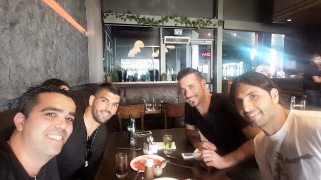 שלושת שוערי נבחרת ישראל נצפו סועדים במסעדה בפולג