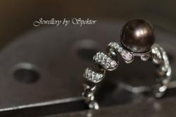 Jewellery by Spektor 