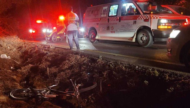רוכב אופניים בן 30 נפגע מרכב בסמוך לכפר מונש רוכב אופניים בן 30 נפגע מרכב בסמוך לכפר מונש