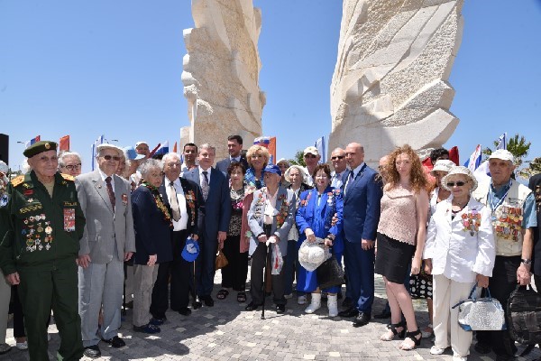 ימי מוסקבה בנתניה: ניצחון האור על החושך