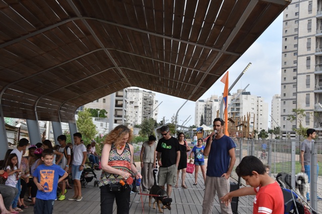  הפתעות טעימות לכלבים והרצאות לבעליהם