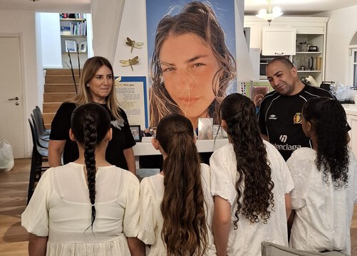זיכרון שהפך לשמחה: חגיגת בת מצווה ל־4 ילדות מבית הילדים בנתניה זיכרון שהפך לשמחה: חגיגת בת מצווה ל־4 ילדות מבית הילדים בנתניה