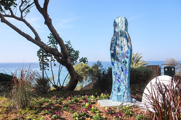 צילום: נמרוד גליקמן  פסל סביבתי חדש בנתניה - אלת הים