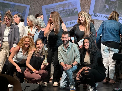 פרס על מעורבות חברתית: ש"י עגנון נתניה הוכר כבית ספר מחבק מפונים פרס על מעורבות חברתית: ש"י עגנון נתניה הוכר כבית ספר מחבק מפונים
