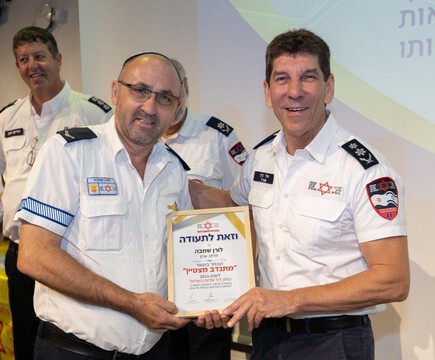  מתנדב מד״א מנתניה זכה באות הצטיינות לשנת 2025