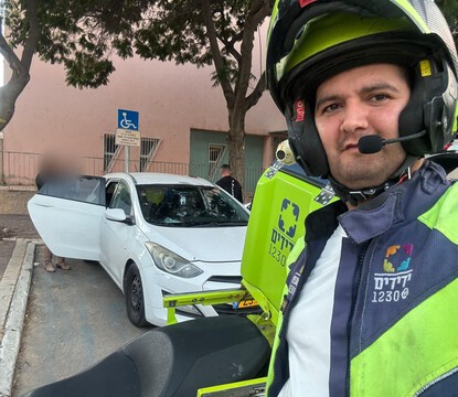  תינוקת ננעלה ברכב בנתניה וחולצה בשלום