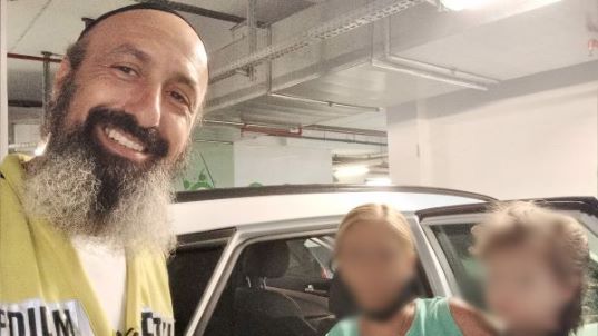 תינוק חולץ מרכב נעול בנתניה