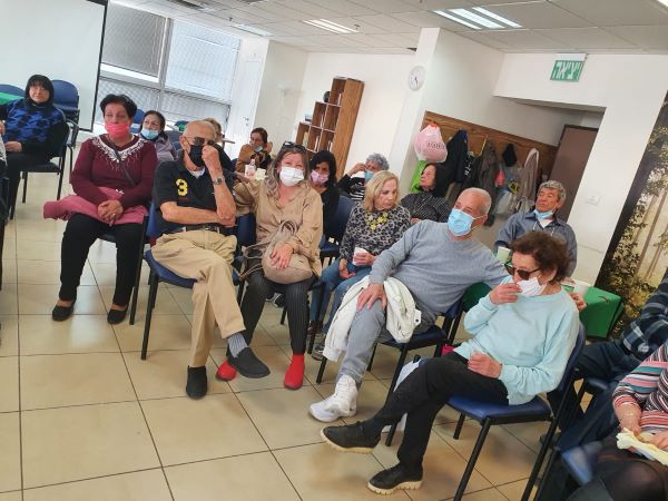 כך למדו חברי הקהילה התומכת בנתניה כיצד להתמודד עם שוד