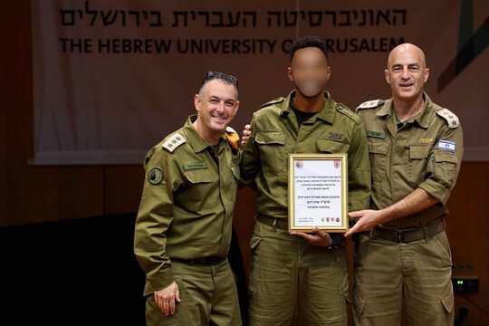  רס"ר ארז רונן נבחר כמצטיין מחוז ירושלים והמרכז בפיקוד העורף