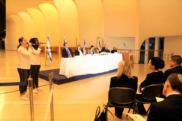 סולניות תיכון אלדד בטקס מינוי נשיאי בתי המשפט