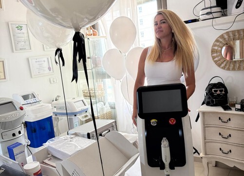 בין טכנולוגיה לקולגן: המכשיר החדש שמתקן כל רקמה של העור בין טכנולוגיה לקולגן: המכשיר החדש שמתקן כל רקמה של העור