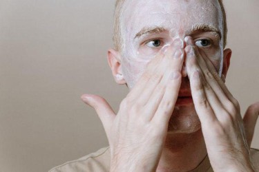חומצה סליצילית – כך נעשה בה שימוש מושכל בשגרת טיפוח עור הפנים