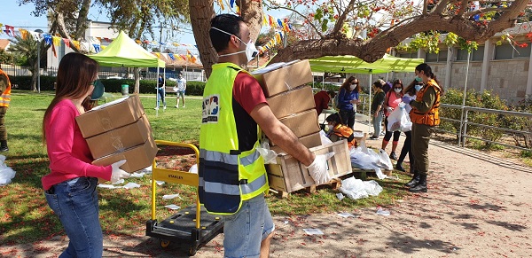 "אהבת חינם מרגשת אותי בכל פעם מחדש"