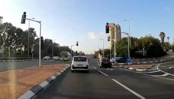 נהגים היזהרו: לא רק מצלמות אבטחה מתעדות עבירות