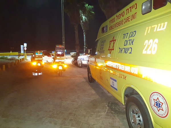 גבר נמצא ללא סימני חיים בחוף הים בנתניה