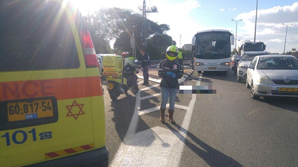 בת 60 נהרגה מפגיעת אוטובוס בכניסה לאלישיב