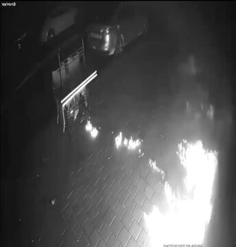  צעיר מנתניה הצית פיצרייה ודלת דירה על רקע חובות כספיים