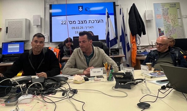  נתניה: הלמידה מרחוק נמשכת, חופי הרחצה סגורים