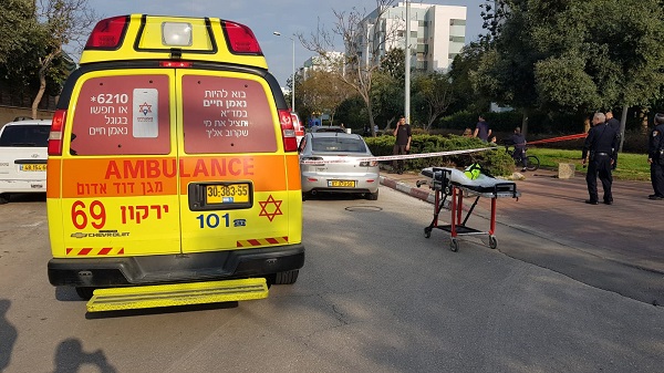 צעיר בן 18 נדקר בקרית השרון