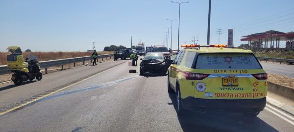 רוכב קלנועית נהרג מפגיעת רכב סמוך לצומת השרון רוכב קלנועית נהרג מפגיעת רכב סמוך לצומת השרון
