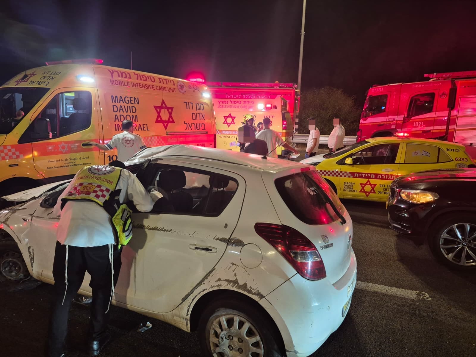  רכב התהפך בכביש 2 סמוך למחלף נתניה