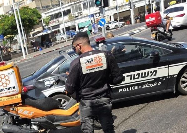  נתניה: רוכב קלנועית נפצע בינוני בתאונה במרכז העיר