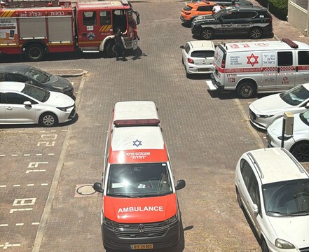 נעצר תושב נתניה שניסה לתקוף שוטרים בעת שהוזעקו לדירתו נעצר תושב נתניה שניסה לתקוף שוטרים בעת שהוזעקו לדירתו