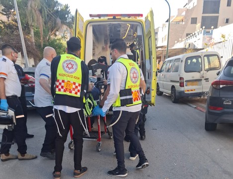  גבר בן 75 התמוטט ברכב – ליבו שב לפעום לאחר החייאה