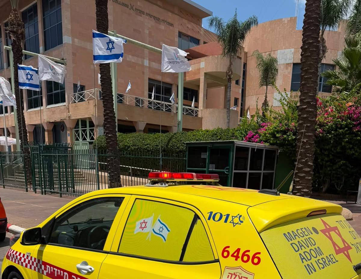 נתניה: פועל נפל מסולם במהלך עבודתו – מצבו בינוני