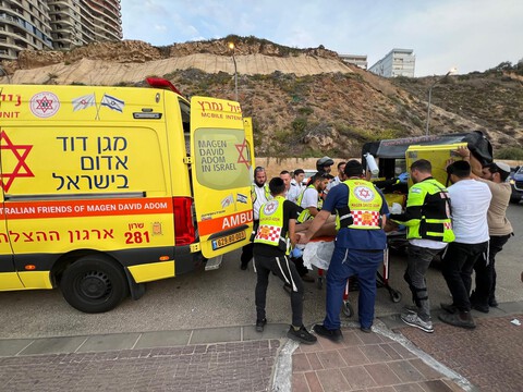  נתניה: צעיר מעד ונפל מצוק - מצבו בינוני