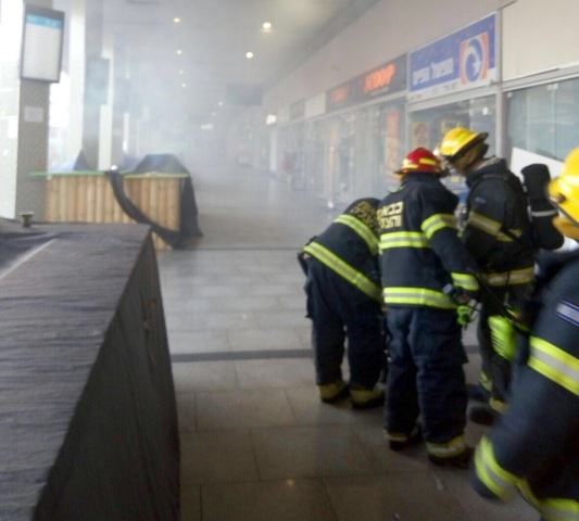 דליקה במאפיית נאמן דליקה במאפיית נאמן במרכז העיר