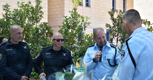 מפקד חדש לתחנת נתניה: נצ"מ קובי אבוטבול נכנס לתפקיד מפקד חדש לתחנת נתניה: נצ"מ קובי אבוטבול נכנס לתפקיד