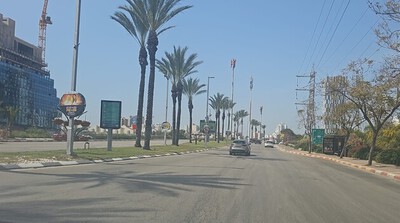 סכנה בכבישים: סימוני כביש מחוקים בנתניה