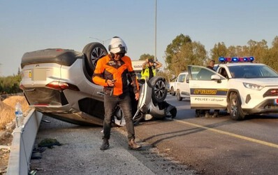 נהג רכב התהפך עם רכבו בסמוך לקיבוץ בחן
