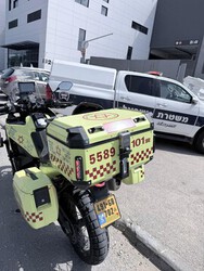 בן 22 נפל מגג לתוך מחסן באבן יהודה - מצבו קשה