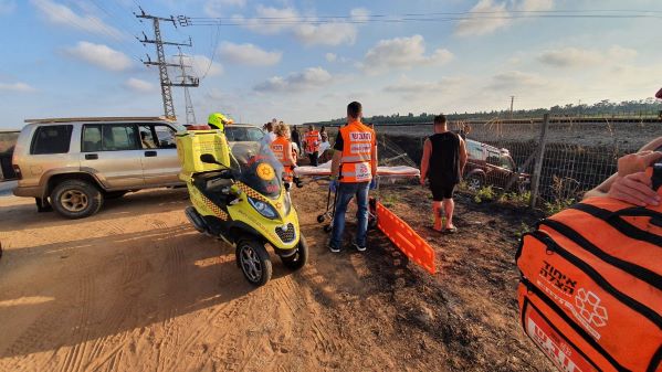 שלושה נפגעים בינוני כתוצאה מתאונה סמוך ליקום