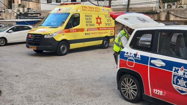  גבר נמצא ללא רוח חיים במחסן בנתניה