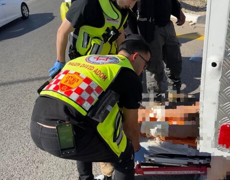 כביש 562: רוכב אופנוע כבן 37 נפצע בתאונת דרכים - מצבו בינוני כביש 562: רוכב אופנוע כבן 37 נפצע בתאונת דרכים - מצבו בינוני