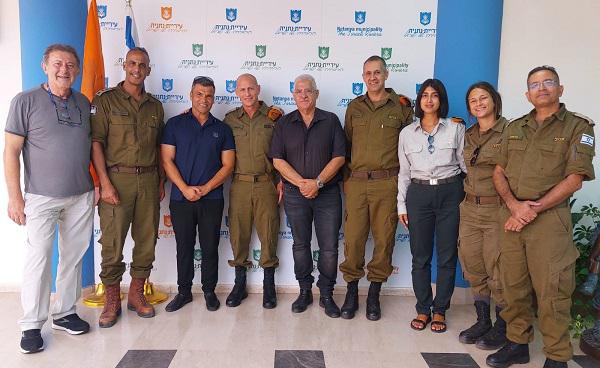 מפקד פיקוד העורף בביקור מקצועי בנתניה מפקד פיקוד העורף בביקור מקצועי בנתניה
