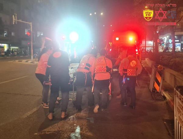 נתניה: גבר בן 24 נפצע באורח בינוני באירוע אלימות נתניה: גבר בן 24 נפצע באורח בינוני באירוע אלימות