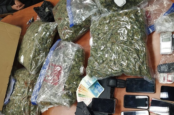 7 קילו סמים נתפסו בדירה באביחיל