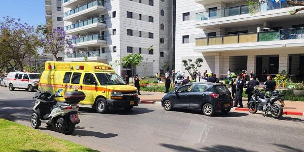 הרוג בפיצוץ מטען חבלה בכביש ראשי בנתניה הרוג בפיצוץ מטען חבלה בכביש ראשי בנתניה