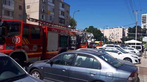 חדשות מקומיות - שריפה ברחוב הנביאים, דיירי הבניין פונו