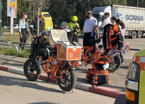  נתניה: רוכב אופנוע נפצע בינוני בתאונה עצמית