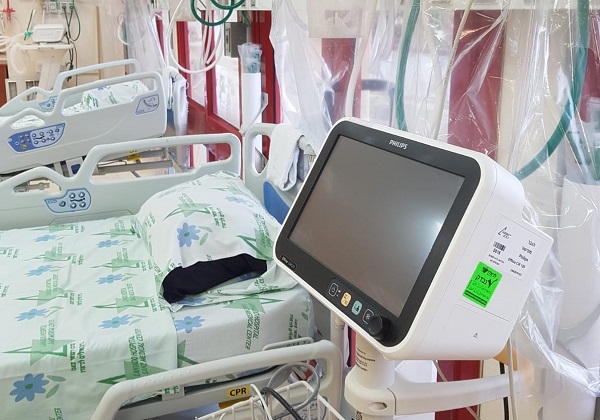 מחלקת קורונה בבית חולים לניאדו  הידרדרות במצבן של שתי יולדות שחלו בקורונה