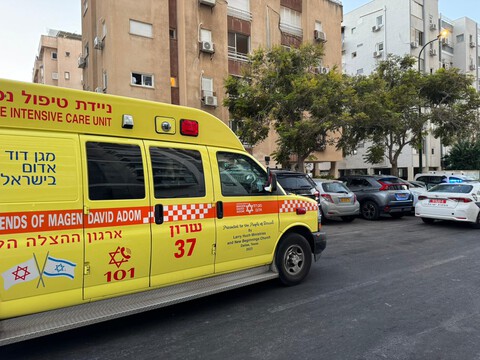 גבר כבן 80 נמצא ללא רוח חיים בדירתו בנתניה גבר כבן 80 נמצא ללא רוח חיים בדירתו בנתניה