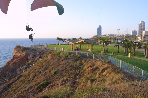 תמונה: עיריית נתניה הגנות יבשתיות למצוקי החוף בנתניה